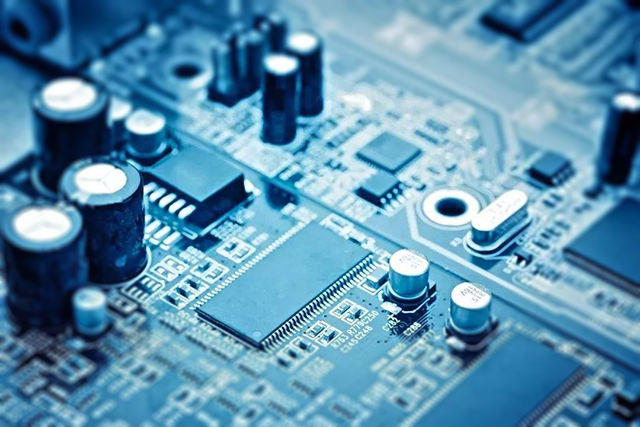 供應 Rockchip：處理器芯片、電源管理 IC、數(shù)?；旌闲酒?、光電 IC